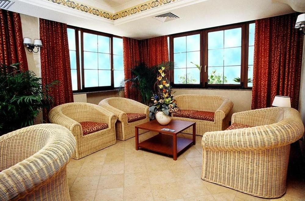 Hotel Residenza Del Golfo Прая а Маре Екстериор снимка