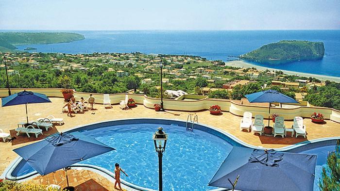 Hotel Residenza Del Golfo Прая а Маре Екстериор снимка