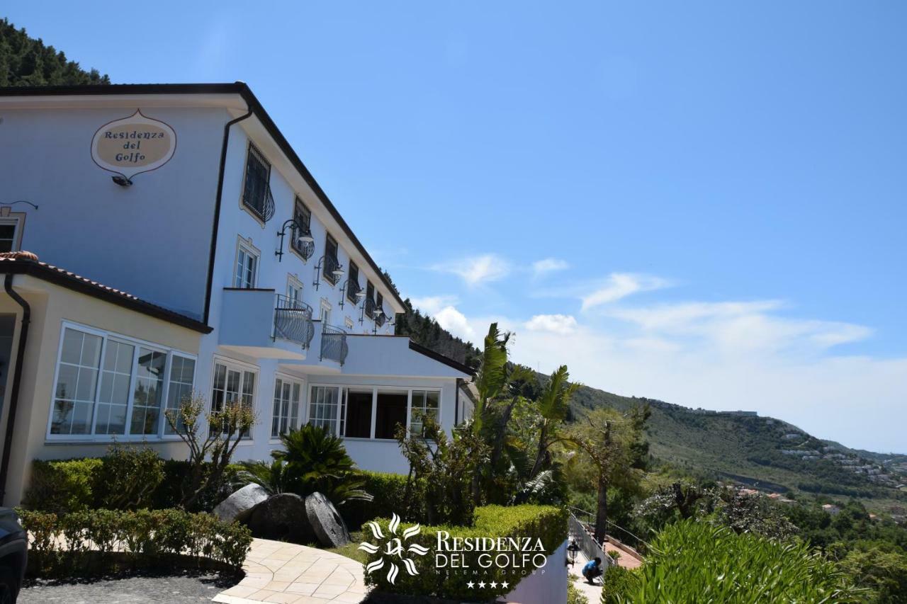 Hotel Residenza Del Golfo Прая а Маре Екстериор снимка